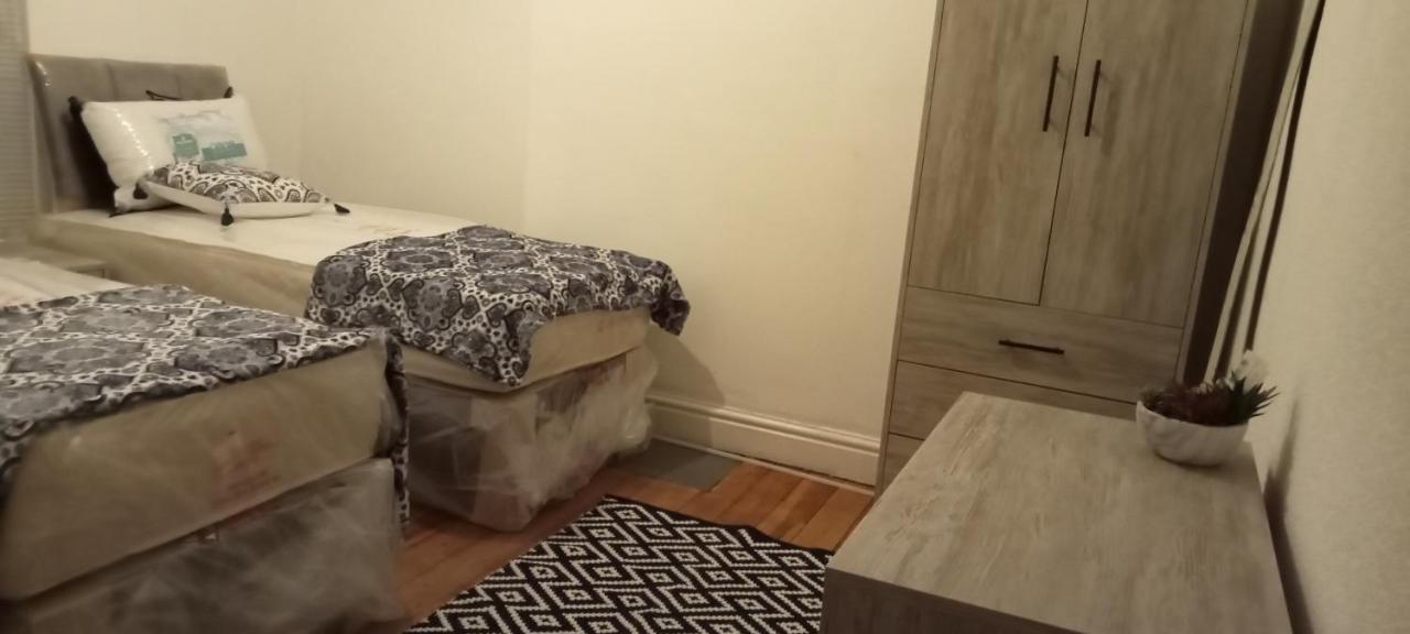 Planet 9 Apartment Warrington  Luaran gambar